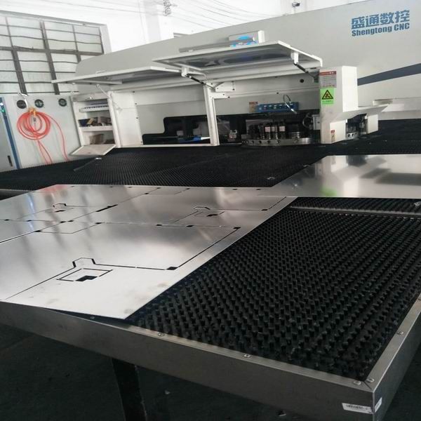 廣東金騰達(dá)氟碳鋁單板 (1)