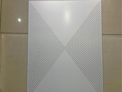 湖南鋁扣板廠家 600x600鋁扣板600*1200 機(jī)場微孔鋁扣板 對角沖孔鋁扣板